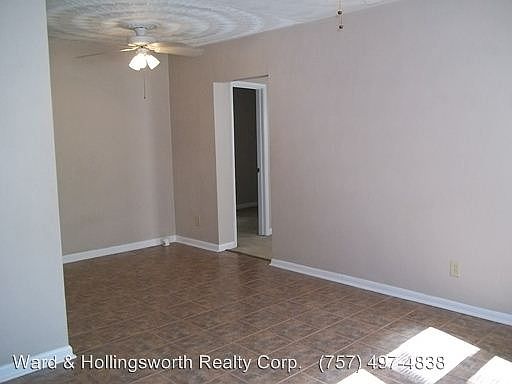 4th image of 3504 Silina Dr