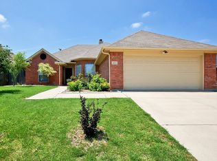 1033 Telluride Dr, Arlington, TX 76001