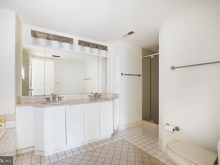 5809 Nicholson Ln #1216 — Photo 18