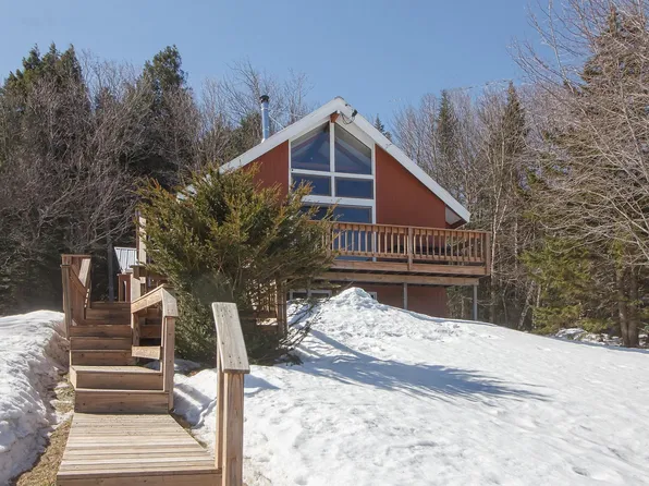 74 Gallup Pitch Road, Wilmington, VT 05356