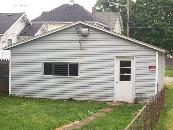 4th image of 341 Olney Ave