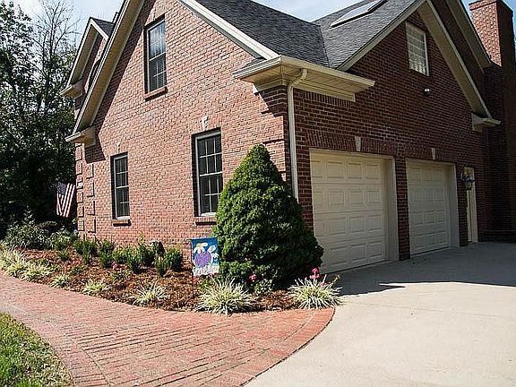 2nd image of 1067 Old Joe Rd