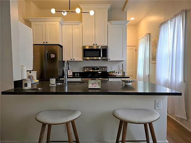 1121 Antonine St #2C — Photo 5