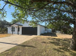 1402 Miranda Ave, Copperas Cove, TX 76522