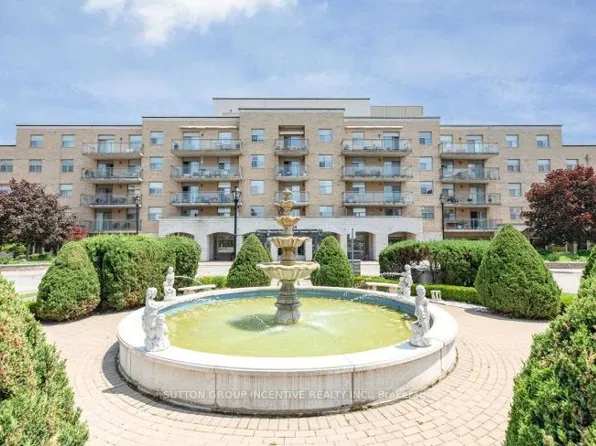2504 Rutherford Rd #314, Vaughan, ON L4K 5N5