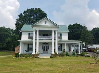 229 Old Stage Rd, Chilhowie, VA 24319