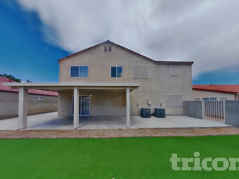 409 W Azure Ave — Photo 16