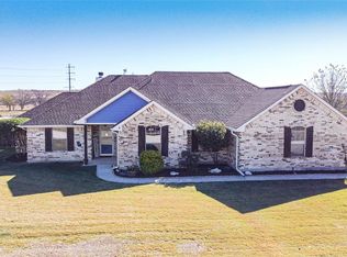 209 Cheyenne Trl N, Rhome, TX 76078