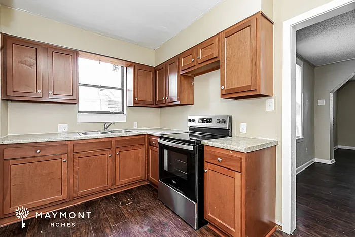 5610 Perry St — Photo 6