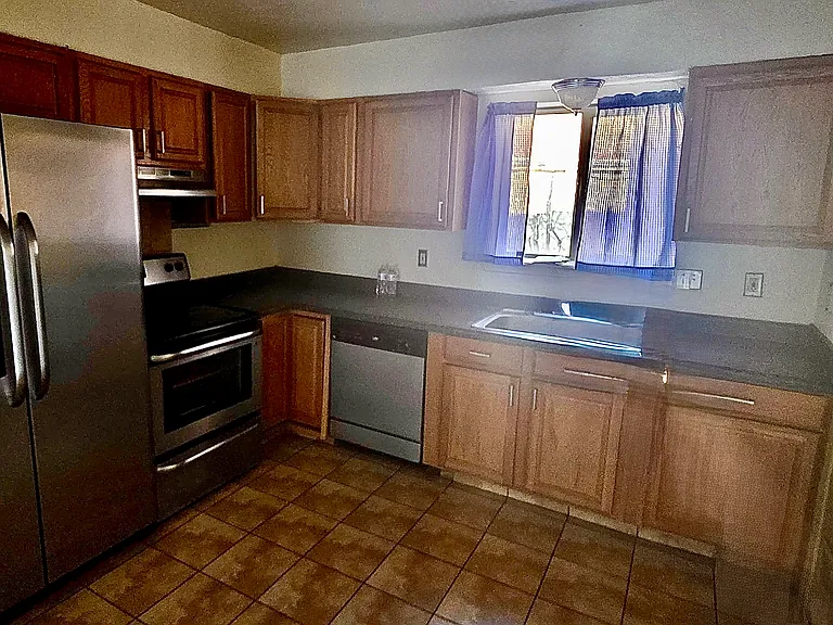 4433 N Stanton St #404 — Photo 4