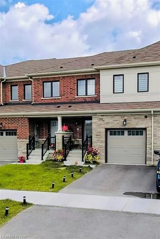 52 Bradshaw Dr photo 1