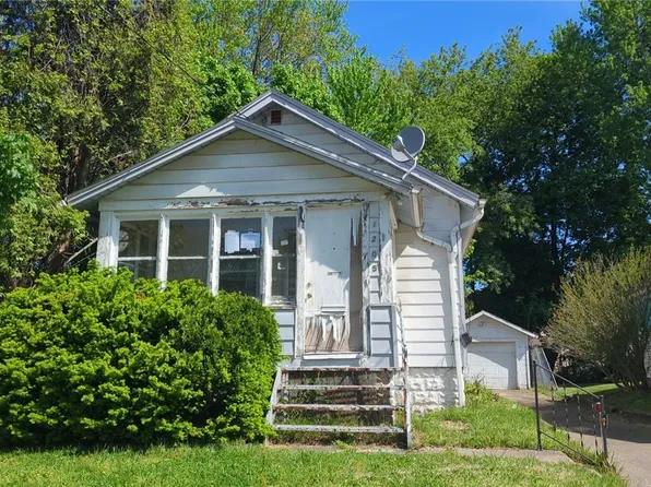 1205 17th St NE, Canton, OH 44705