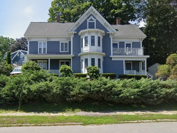 102 Market St, Amesbury, MA 01913