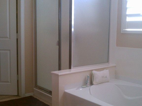 5th image of 15332 W Jefferson St