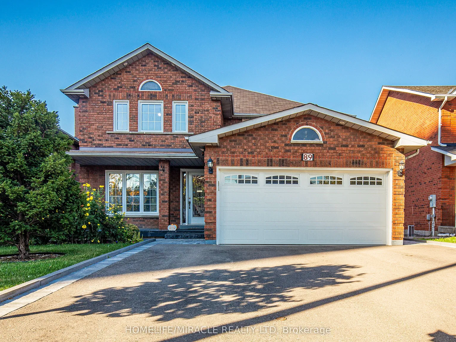 4 bed, $3,600 — Photo 2
