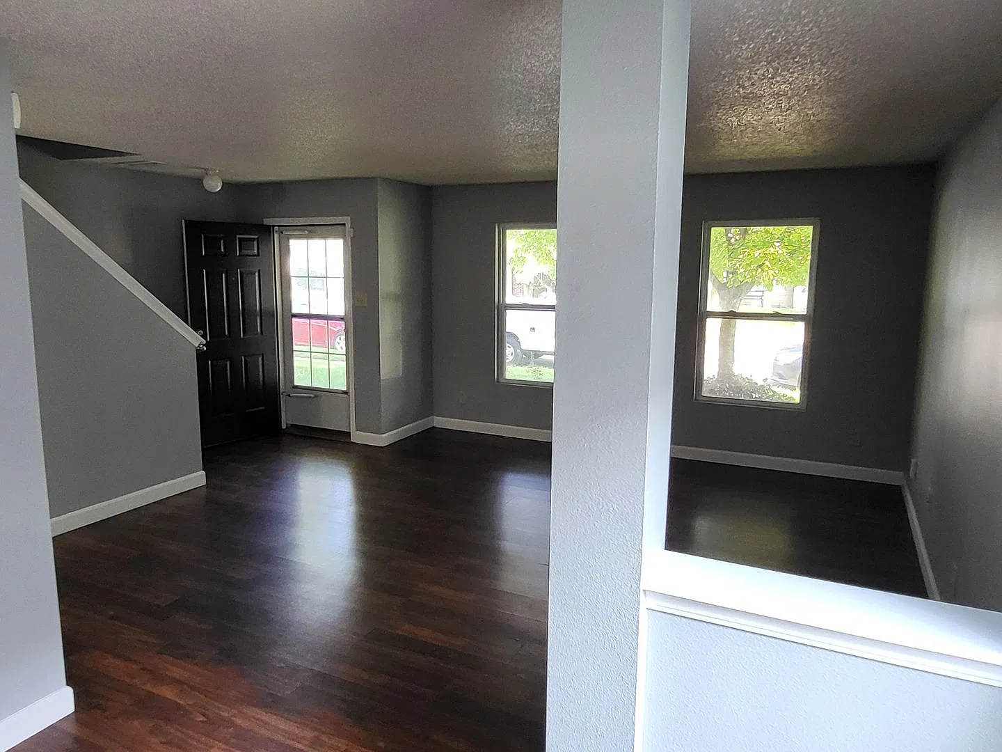 3 Bed 2 bath Home, Open Concept, Near Trails, Playground, & Shopping — Photo 4