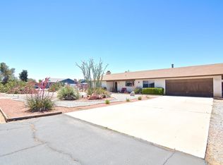 15570 Cheyenne Rd, Apple Valley, CA 92307