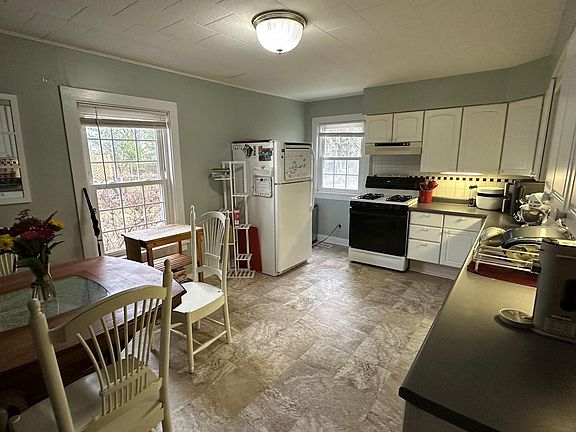 5th image of 315 South Eighth STREET #315 1/2