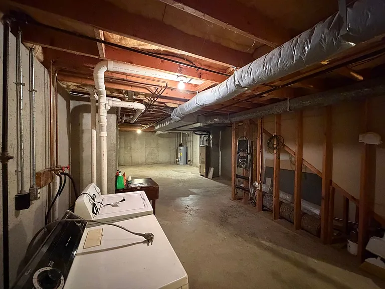 40 Danforth Ct — Photo 20