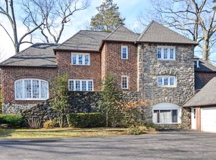 27 Ridgewood Dr, Rye, NY 10580