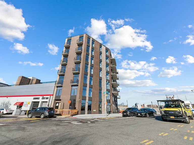 101 Macombs Pl #4C — Photo 18