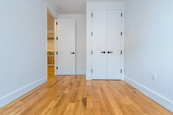 Rented by Nooklyn NYC LLC | media 39