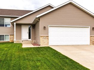 5415 Ridgeway Rd NW, Rochester, MN 55901