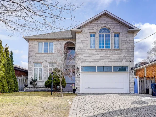 17 Averill Cres, Toronto, ON M2M 2A8