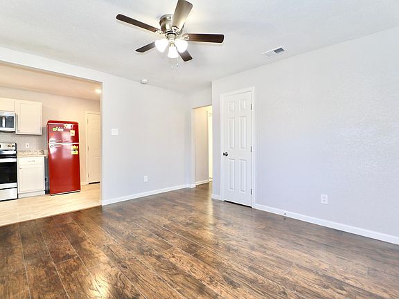 4th image of 4725 Owenwood Ave