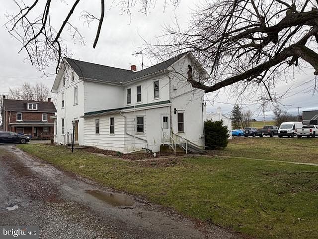 Listing photo 4