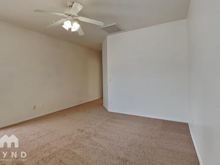 9928 W Marguerite Ave — Photo 8