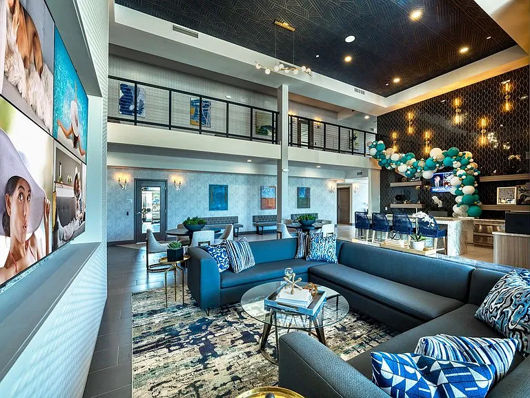 Cuvee Apartments — Photo 25