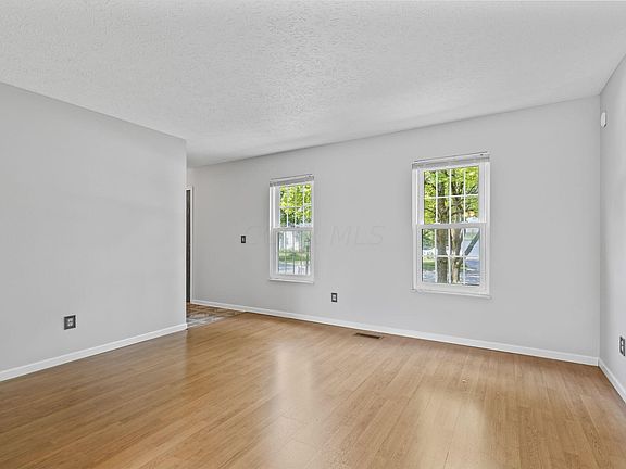 3rd image of 1645 Woodspring Dr