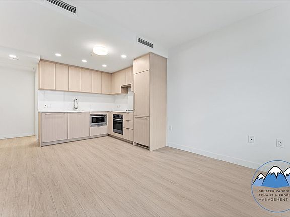 5th image of 13675 107a Ave #1101