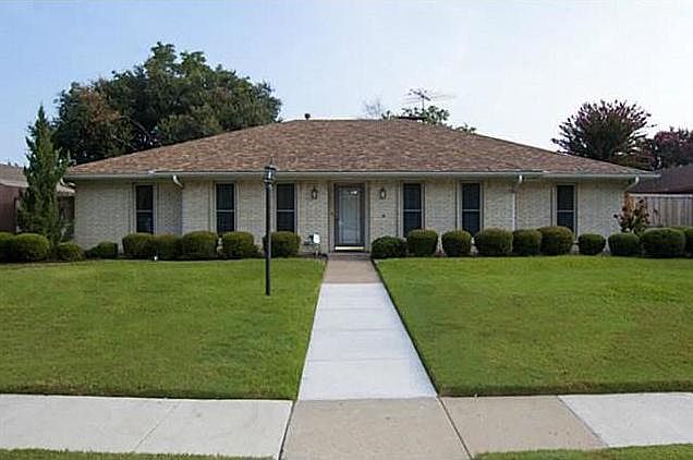 1st image of 1003 Edgewood Dr