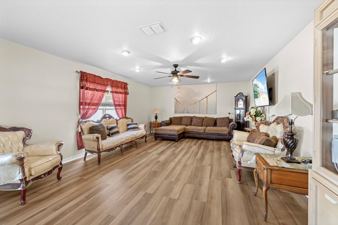 next background image