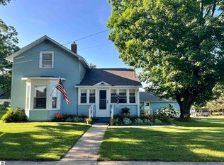 200 W Main St, Leroy, MI 49655