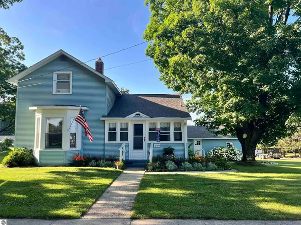 200 W Main St, Leroy, MI 49655