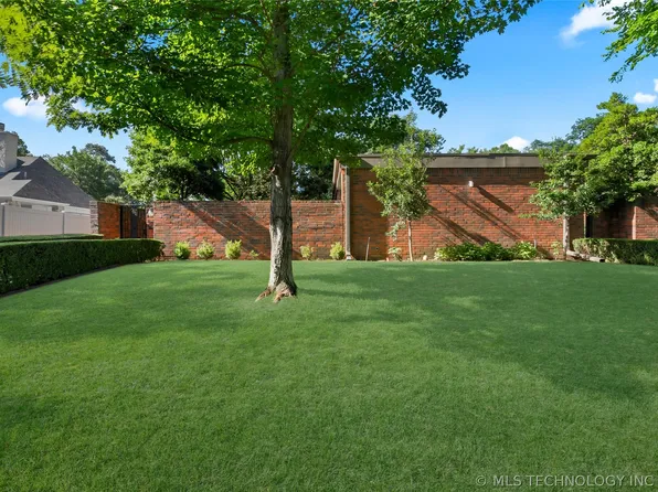 2481 E 73rd Pl #8-11-C, Tulsa, OK 74136