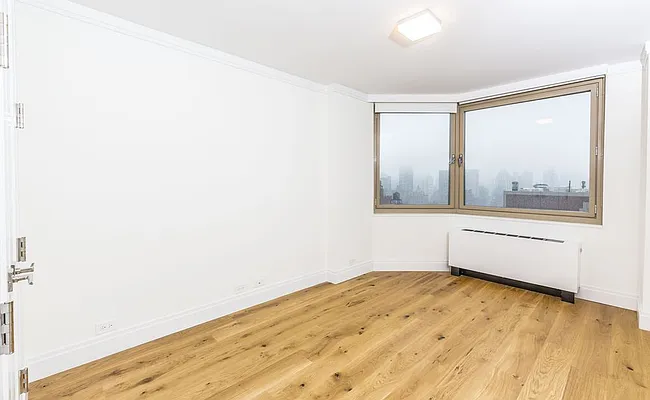 Rented by The Dermot Realty Management Company | media 26