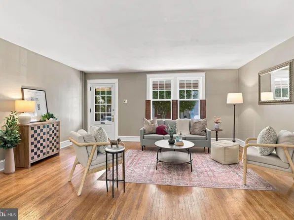 561 W Walnut St, Lancaster, PA 17603