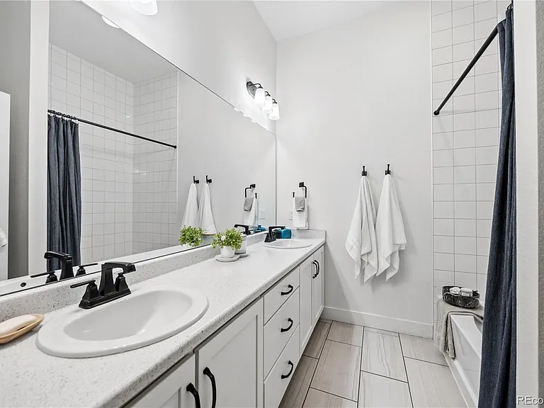 20750 E Beekman Pl — Photo 36