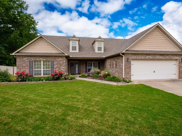 3412 N Crescent Dr, Bryant, AR 72022