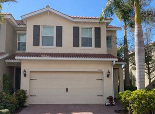 12594 Laurel Cove Dr, Fort Myers, FL 33913