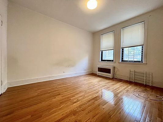 5th image of 153 E 96th St APT 1B