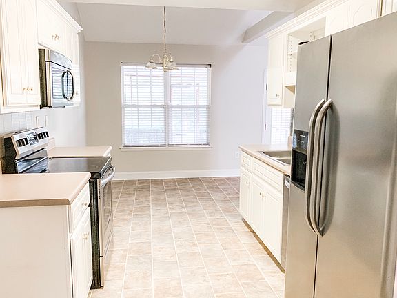 5th image of 510 Lake Keowee Ct