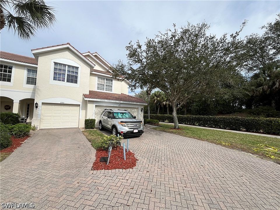 1st image of 884 Hampton Cir #159