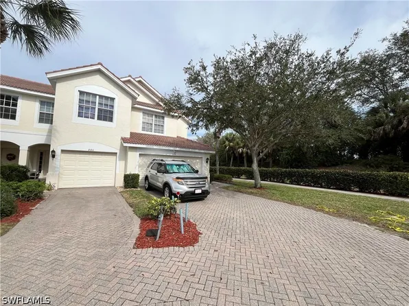 884 Hampton Cir #159, Naples, FL 34105