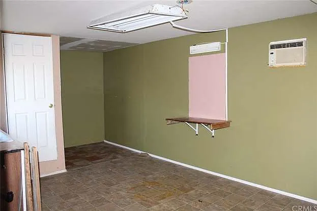 1532 W 9th St — Photo 22