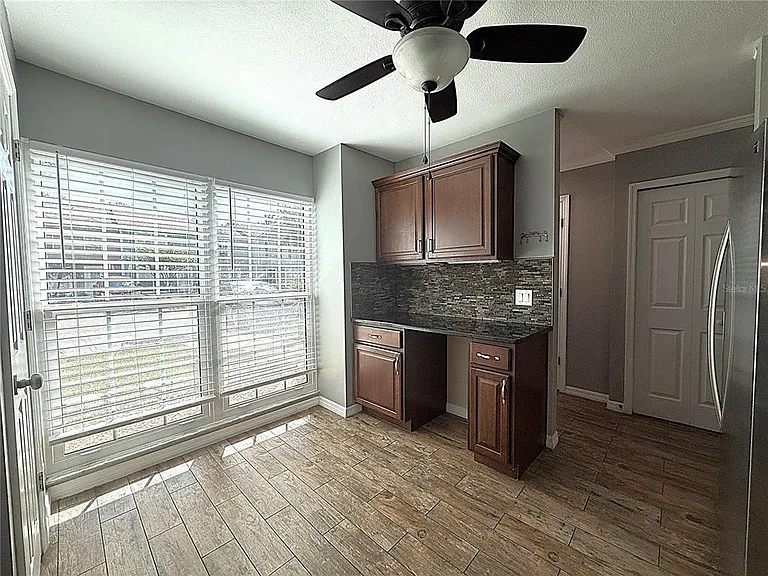16335 Rambling Vine Dr W — Photo 7